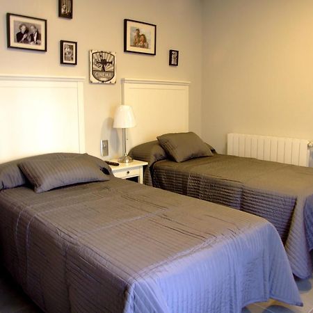 Hostal Vintage Σανταντέρ Δωμάτιο φωτογραφία